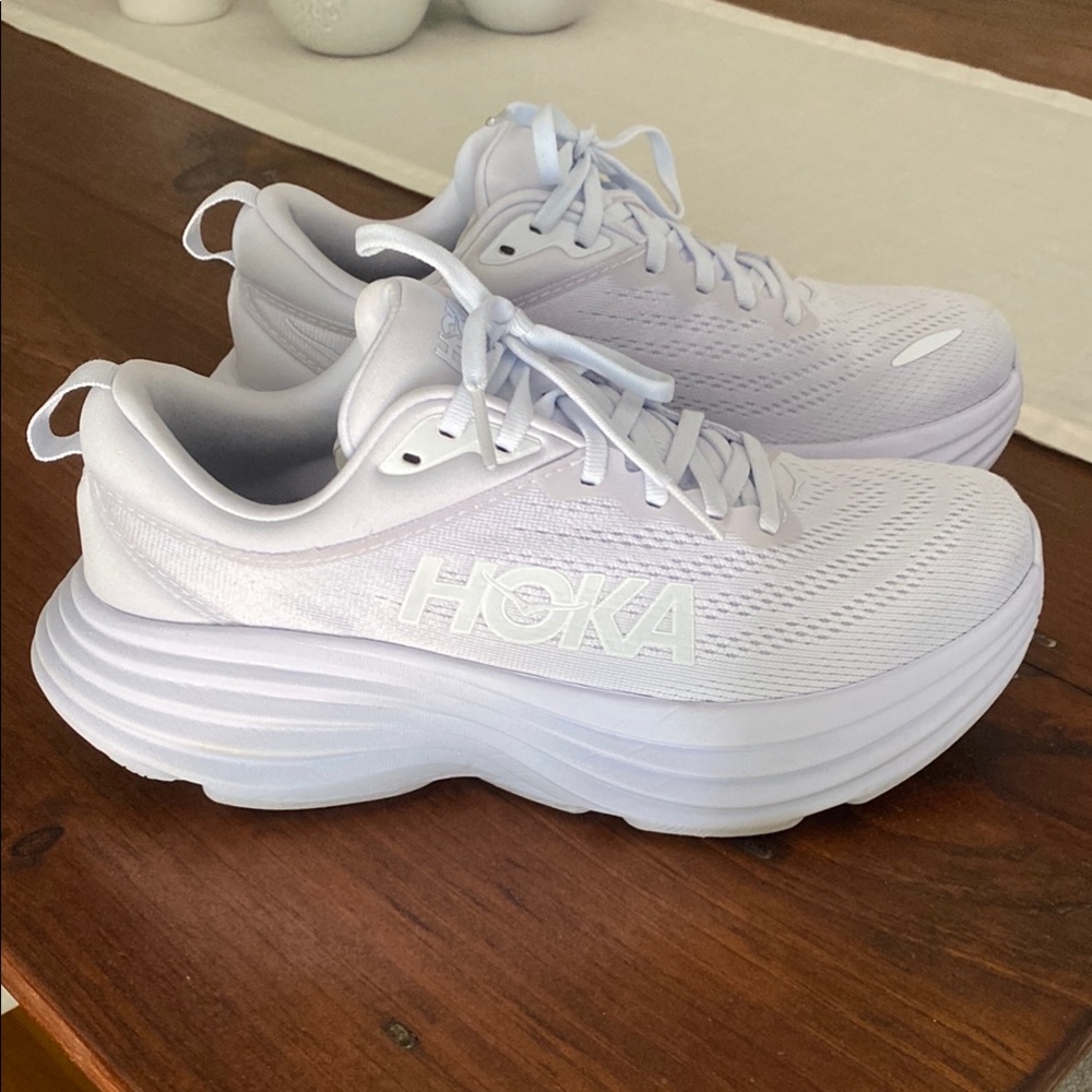 Women’s Hoka Bondi 8, size 7.5